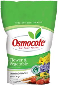 Osmocote fertilizer is a good balanced nutrient food for these bushes.